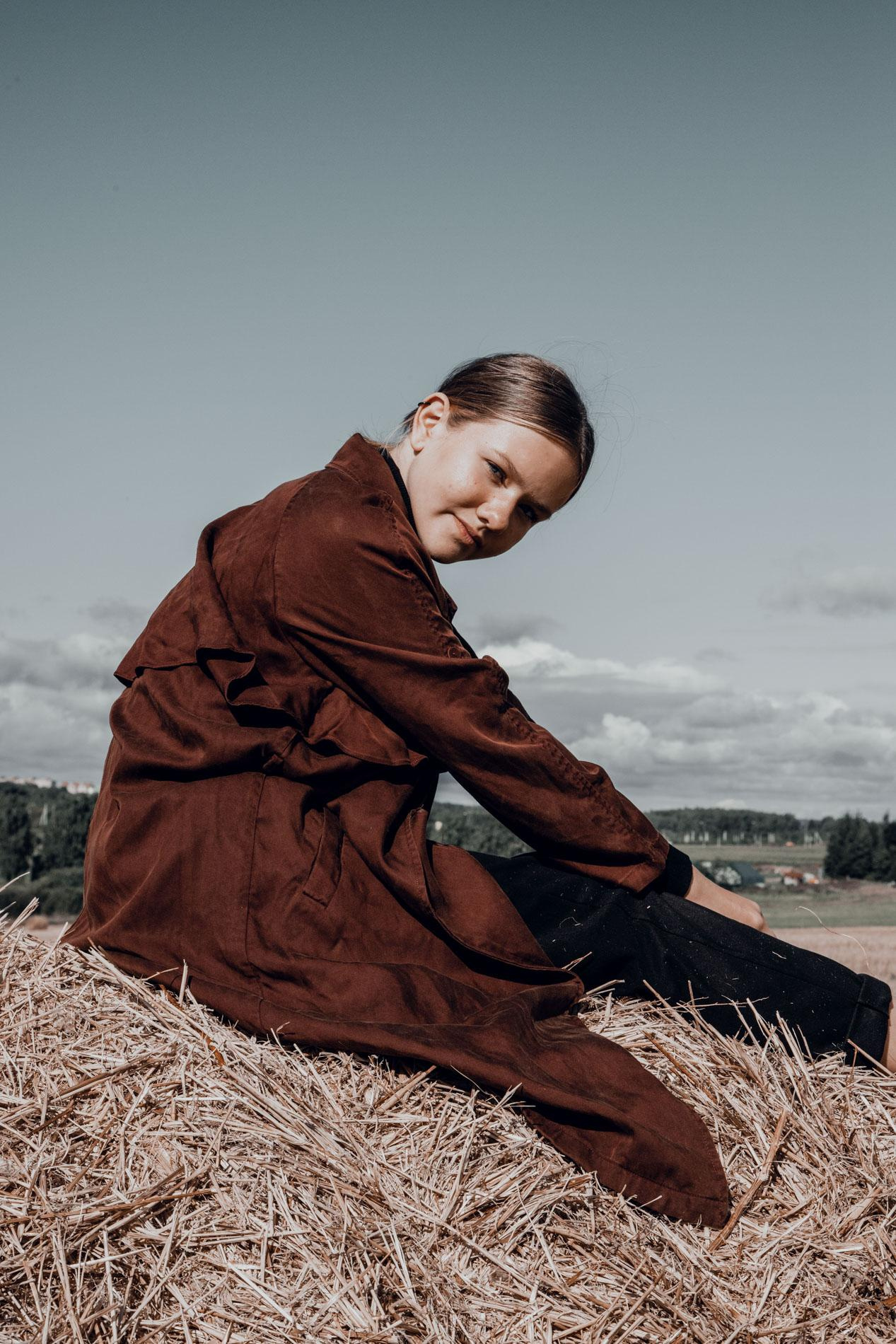 Autumn silence. Home