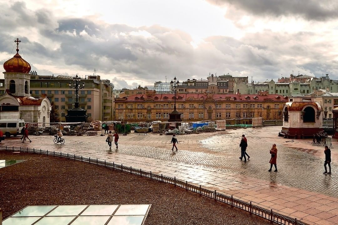 Стритарт. Ян Кузьмин. Я профессиональный фотограф в Москве