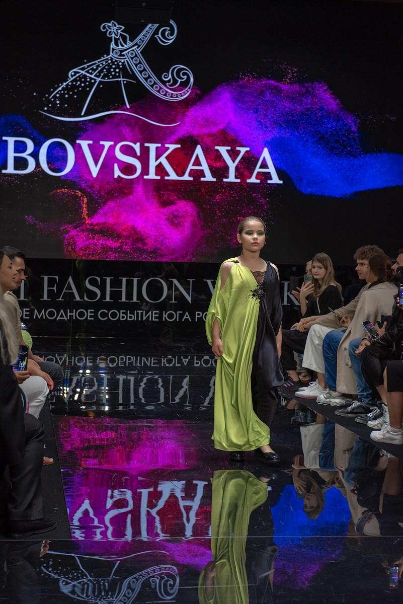 SochiFashionWeek2024 дизайнер Кибовская. Семейный и коммерческий фотограф в Сочи Александр Бодунов