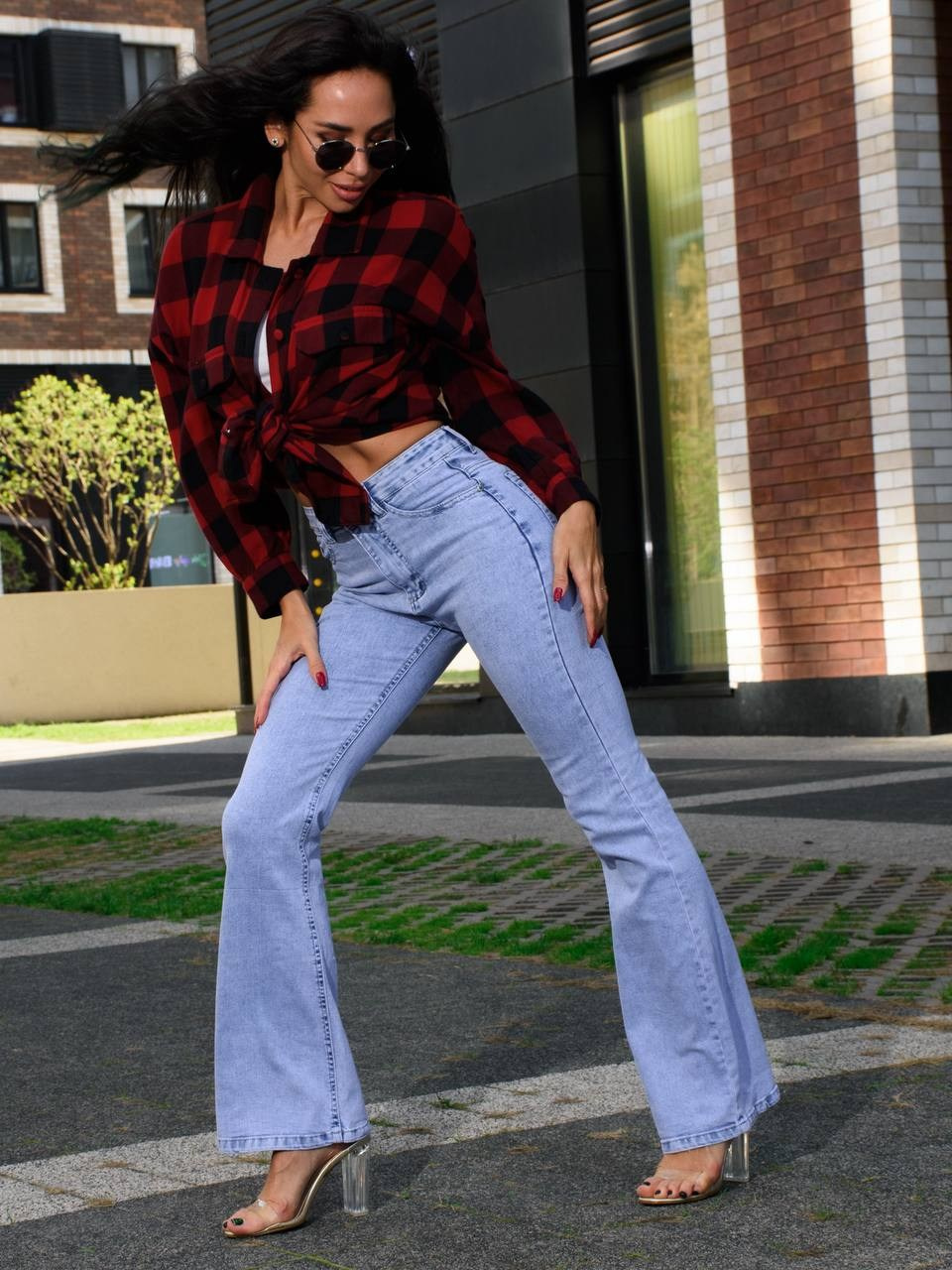 Выездная фотосъемка для бизнеса в Москве и области. Gramy-studio: фото, видео, инфографика и 3D визуализация для маркетплейсов