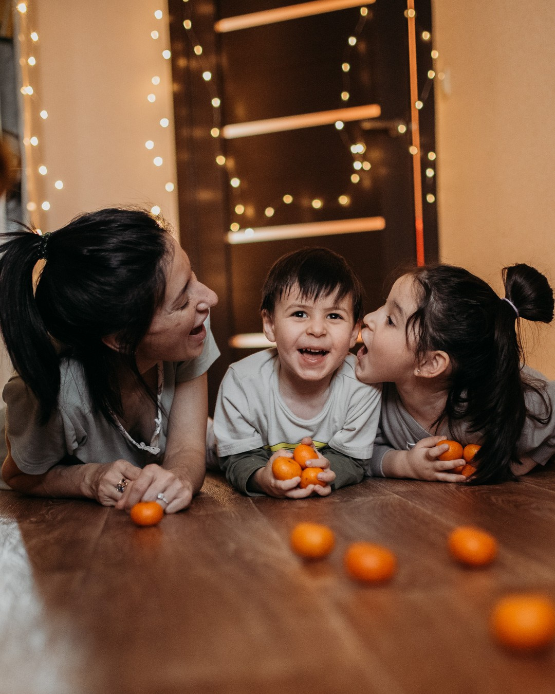 Новогодняя: Рита, Тигран и Регина. Фотограф г. Хабаровск