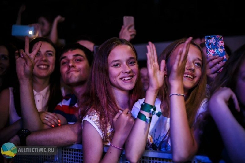 IOWA. Магия музыки в кадре: Концертная Фотография