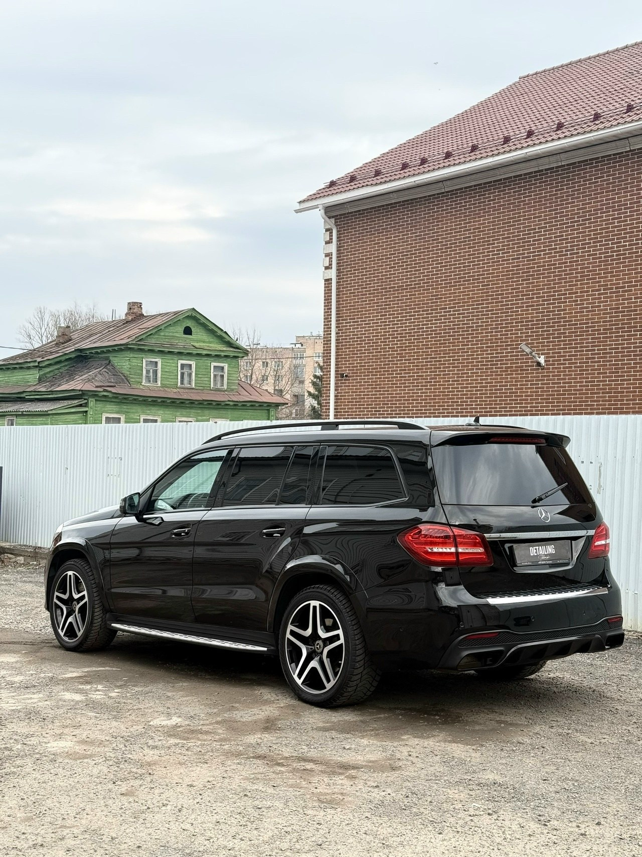 Mercedes-Benz. Светопись: православная фотография и детейлинг | Тихвин