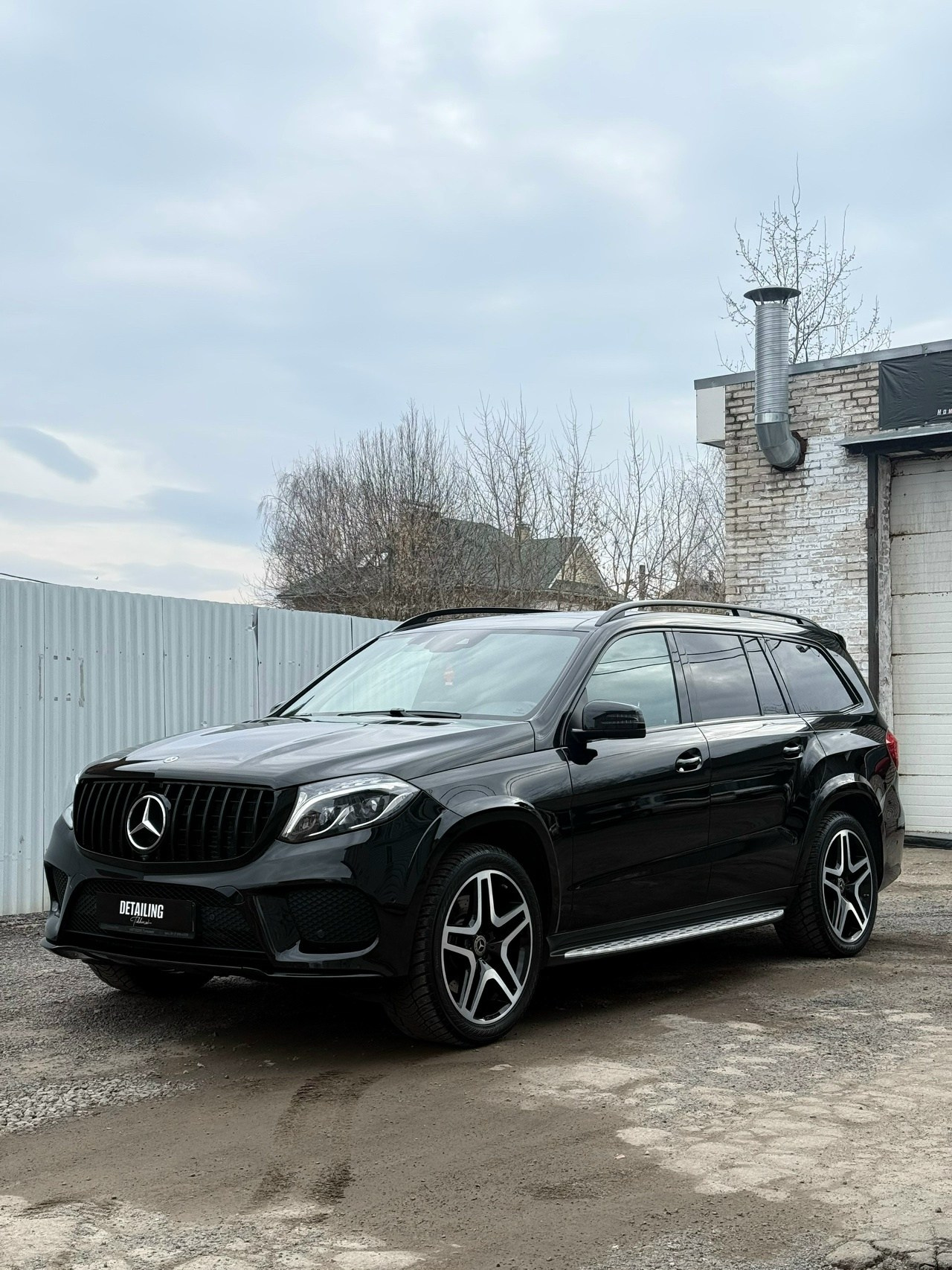 Mercedes-Benz. Светопись: православная фотография и детейлинг | Тихвин