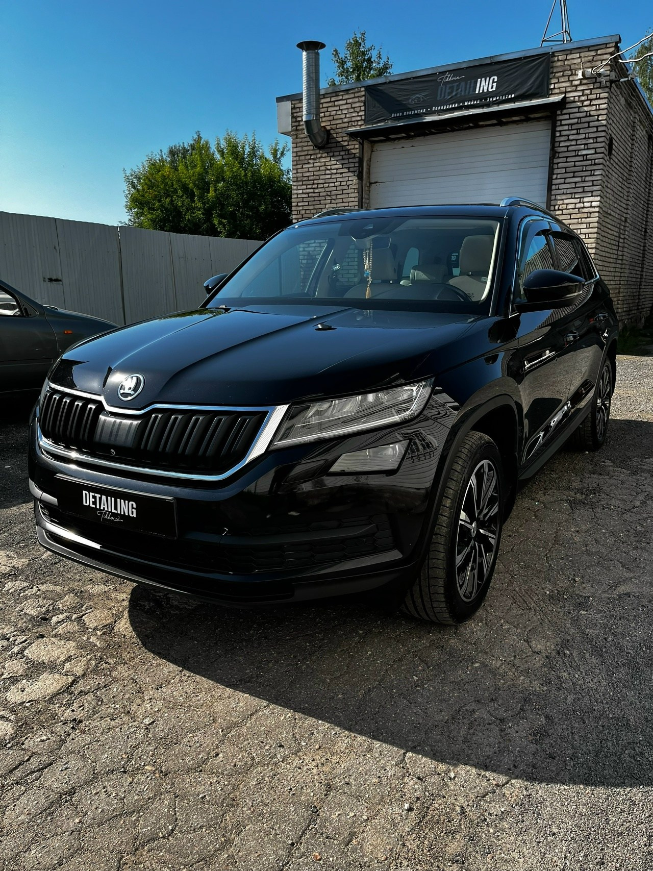 Skoda Kodiaq. Светопись: православная фотография и детейлинг | Тихвин