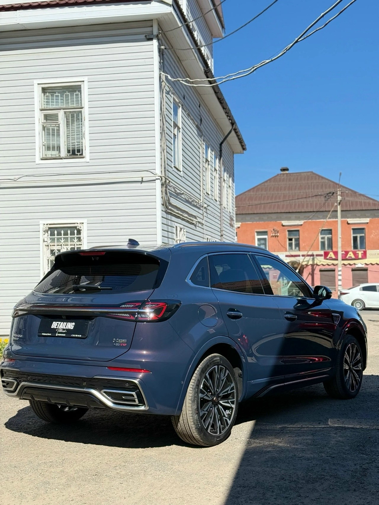 Hongqi HS5. Светопись: православная фотография и детейлинг | Тихвин