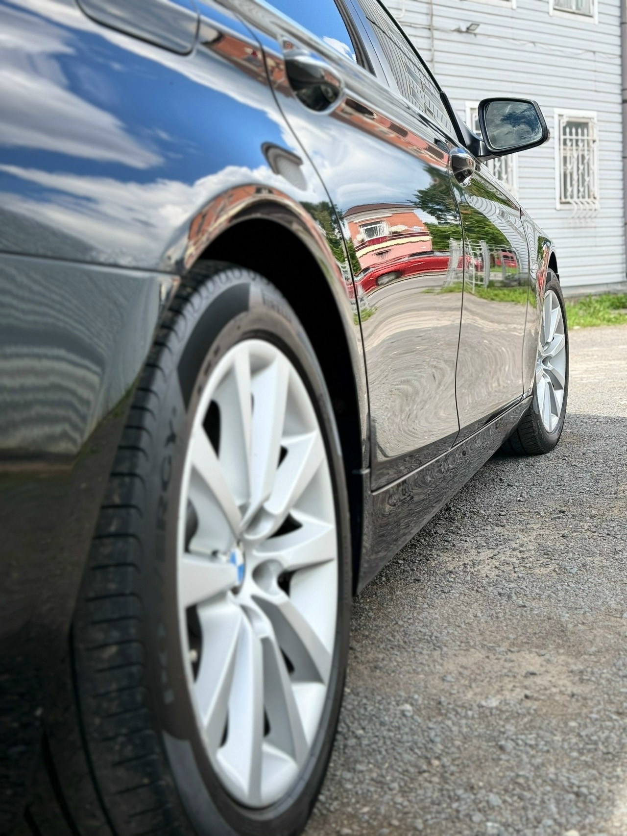 BMW 5. Светопись: православная фотография и детейлинг | Тихвин