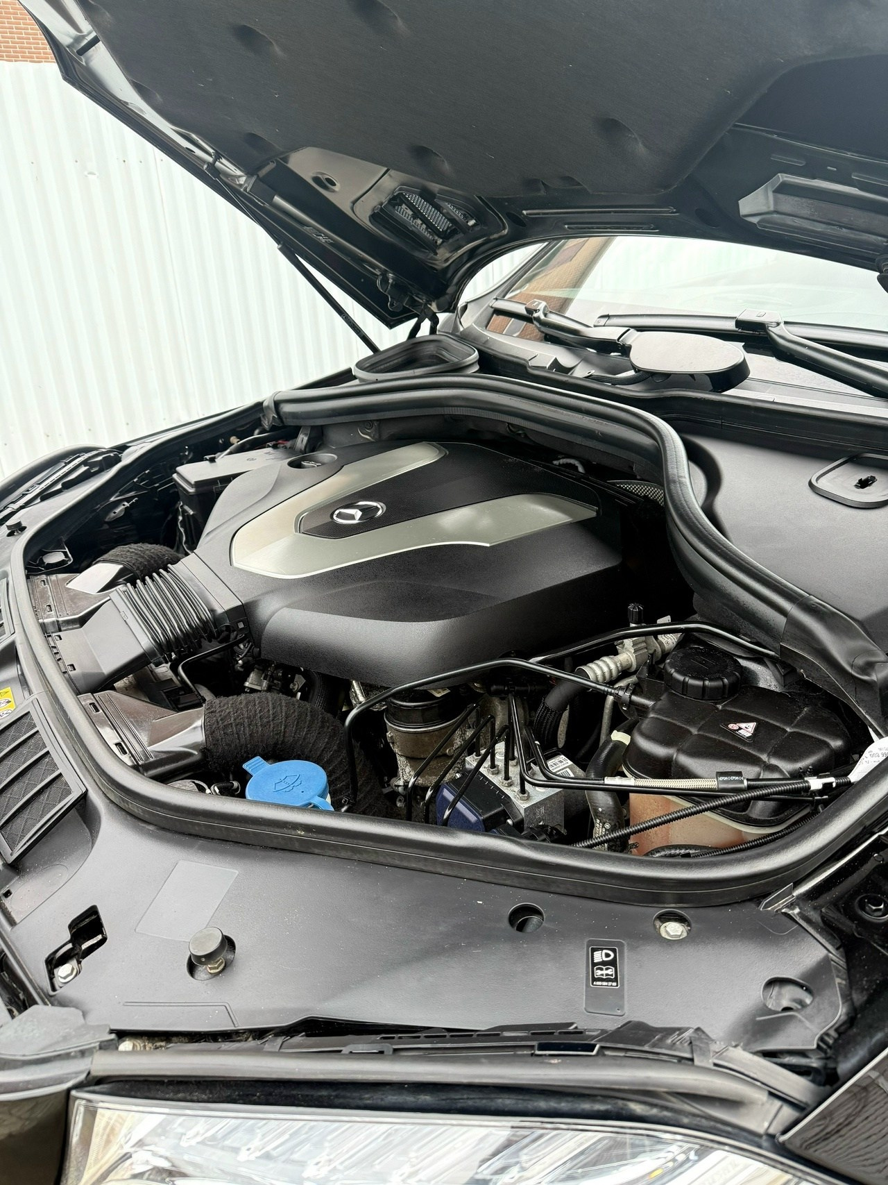 Mercedes-Benz. Светопись: православная фотография и детейлинг | Тихвин