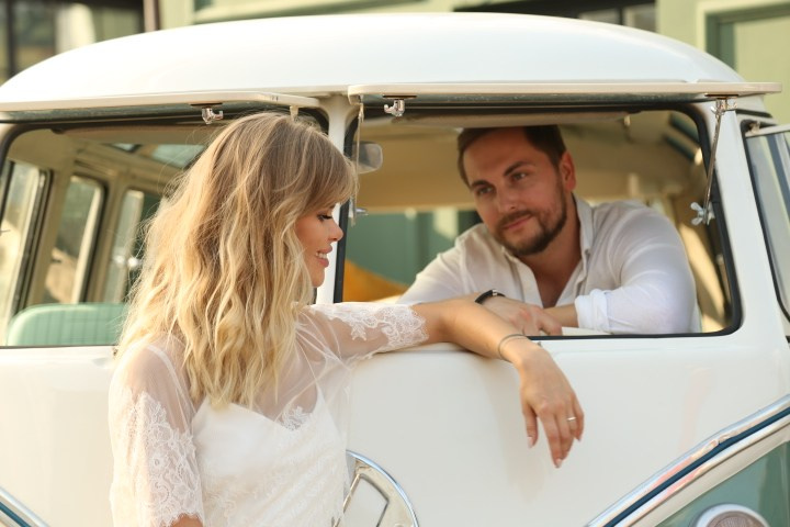 Свадьбы. Фотосессия в студии в Москве от профессионального фотографа услуги по доступным ценам