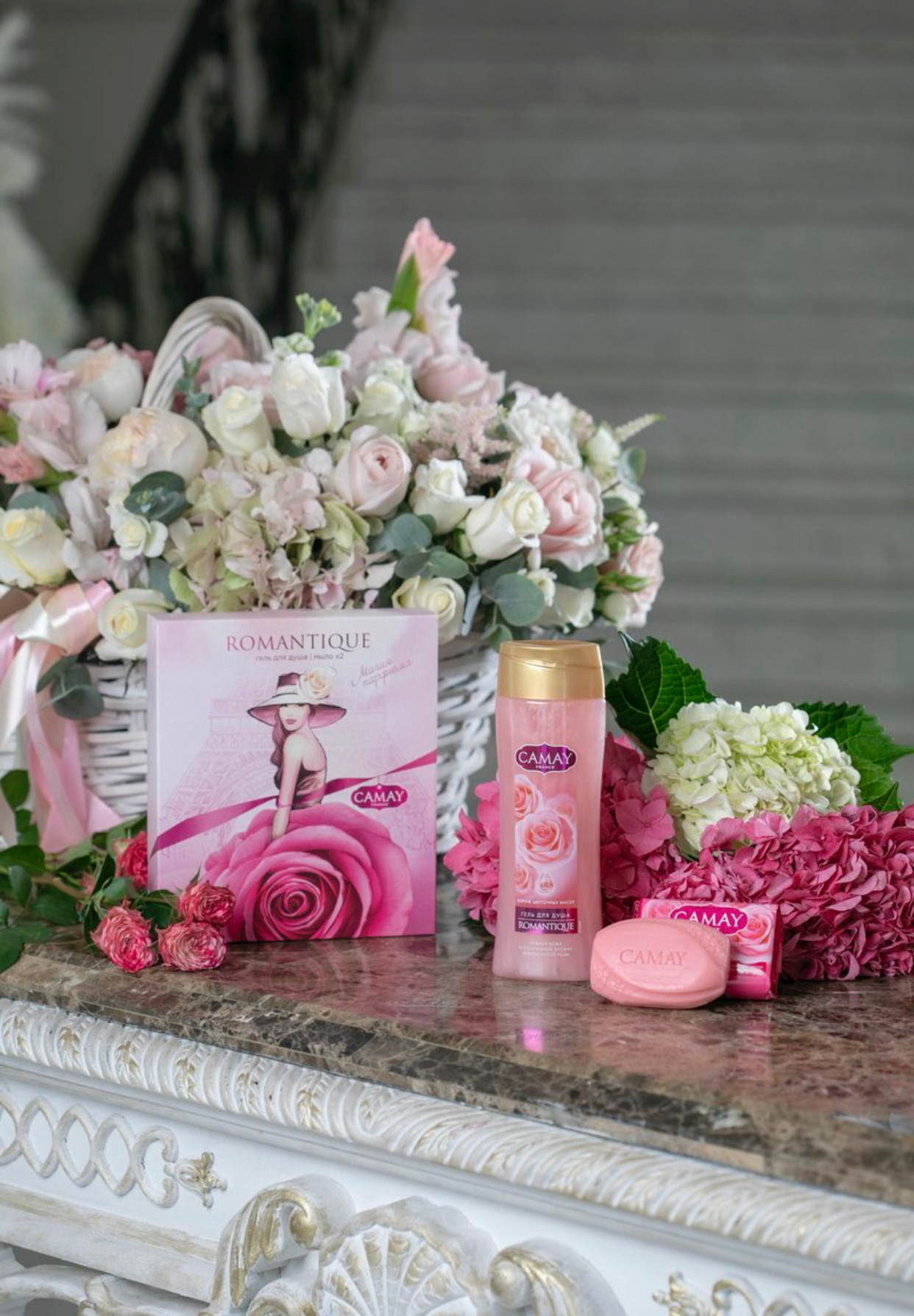 Съемка для косметических и уходовых брендов. Фотограф-портретист Евгения Синкевич в Риге и Европе