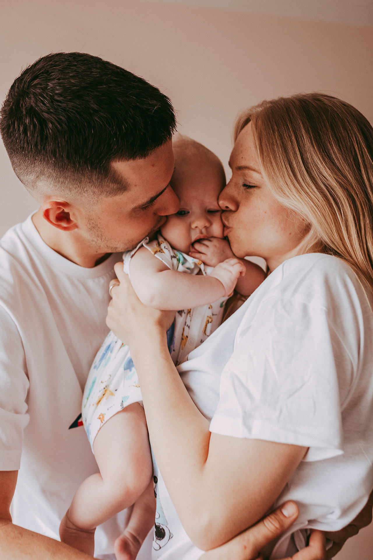 Портфолио (семейные, ньюборн фотосессии). Семейный фотограф Москва