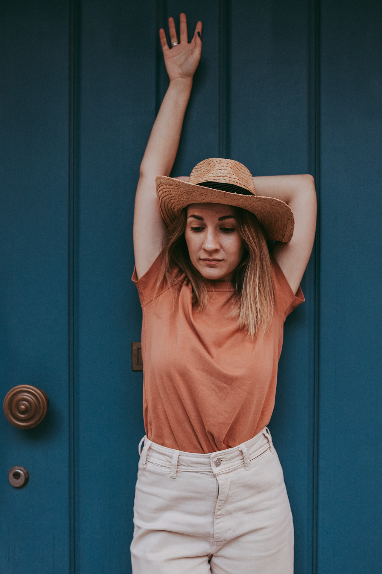 Оля, городской фотосетки. Семейный фотограф Москва