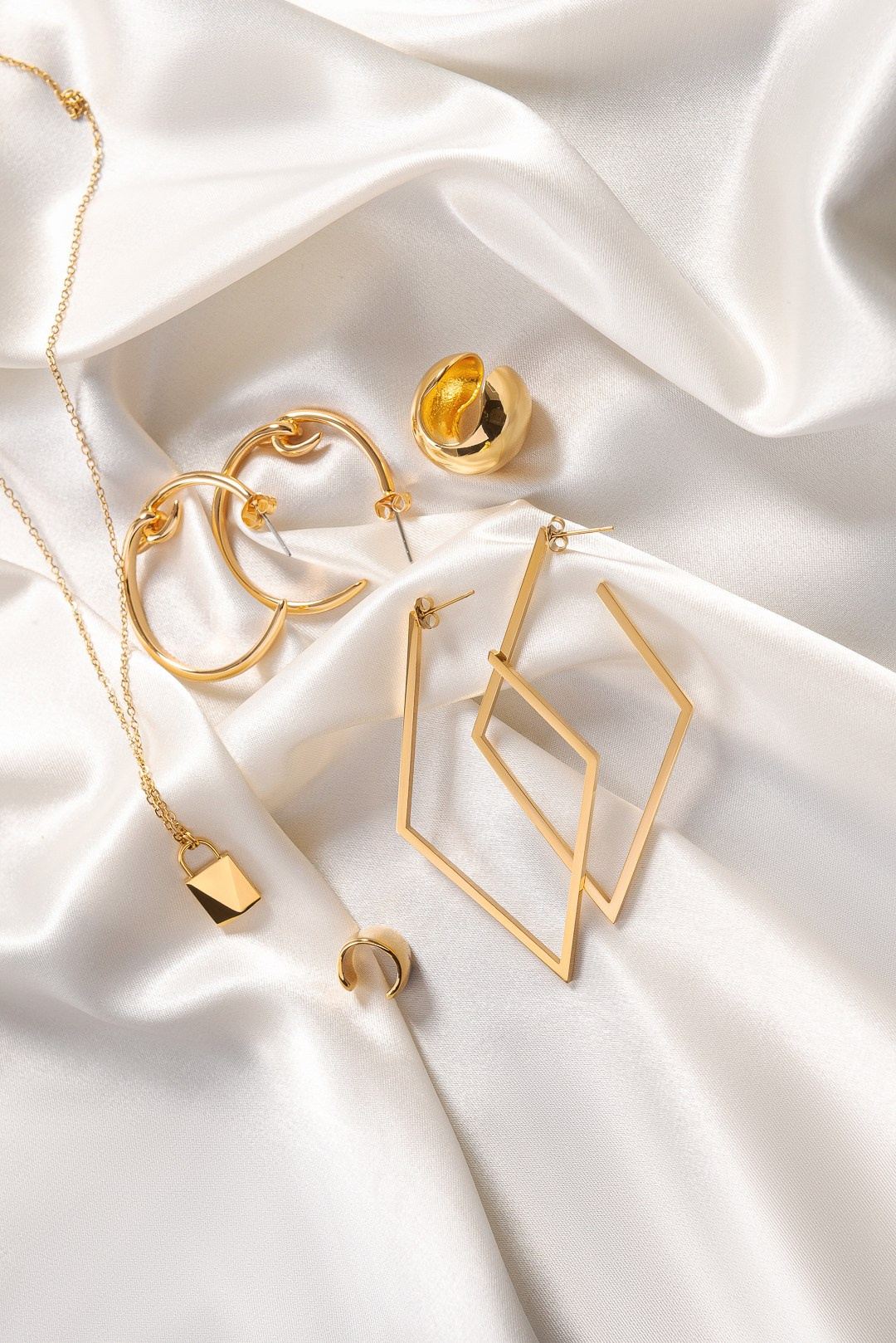 Slo. Дарья Володина — арт и fashion фотограф в Москве | рекламные и ювелирные съемки