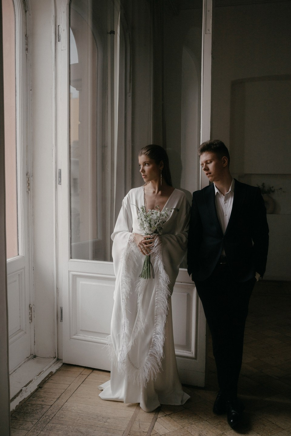 За окном питерские крыши. Свадебный фотограф в Белгороде Антон Каменев