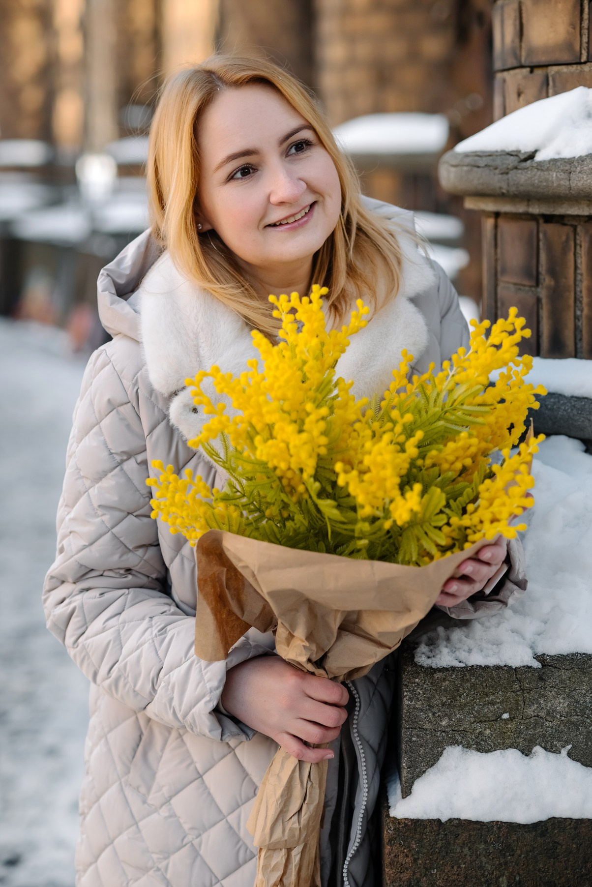 Прогулка с цветами по улицам и каналам. Свадебный и семейный фотограф в Санкт-Петербурге Елена Худякова
