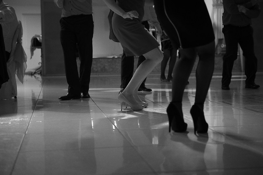 Танцующие ноги