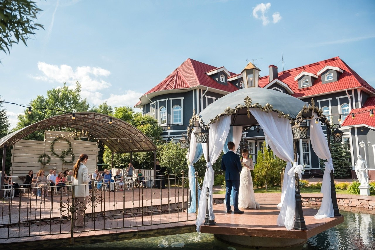 Какие мероприятия проводят ведущие в Санкт-Петербурге. Ведущая СПБ Надежда Кожина