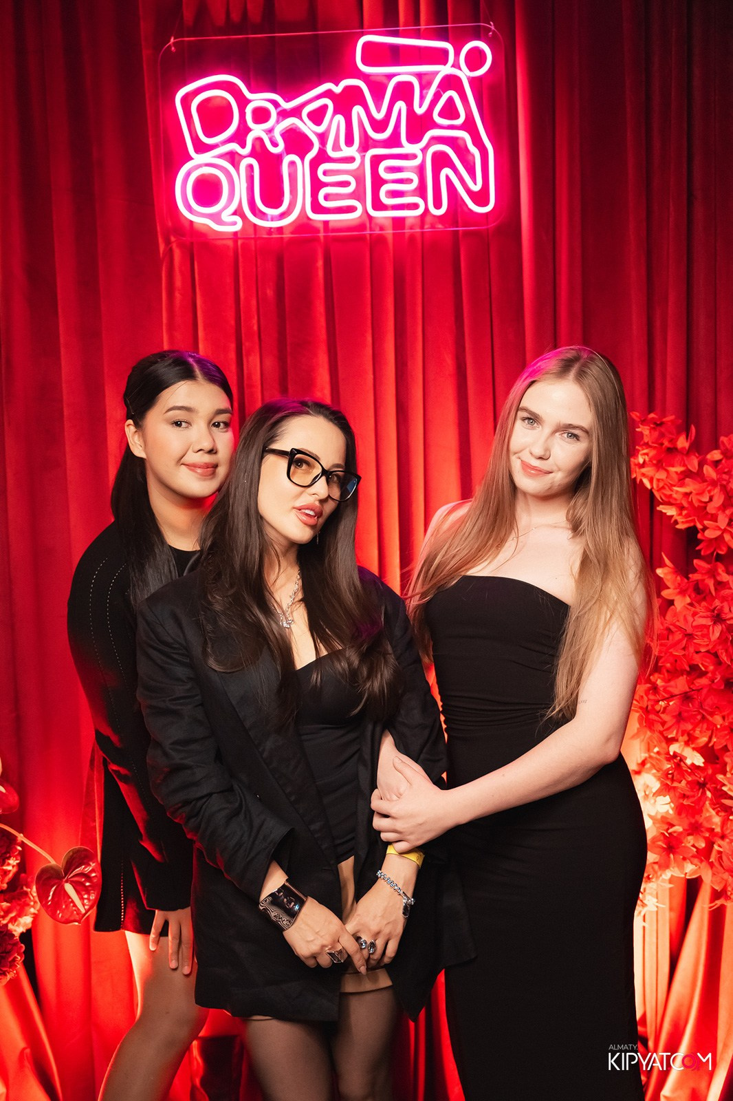 QUEEN. КИПЯТКОМ АЛМАТЫ!