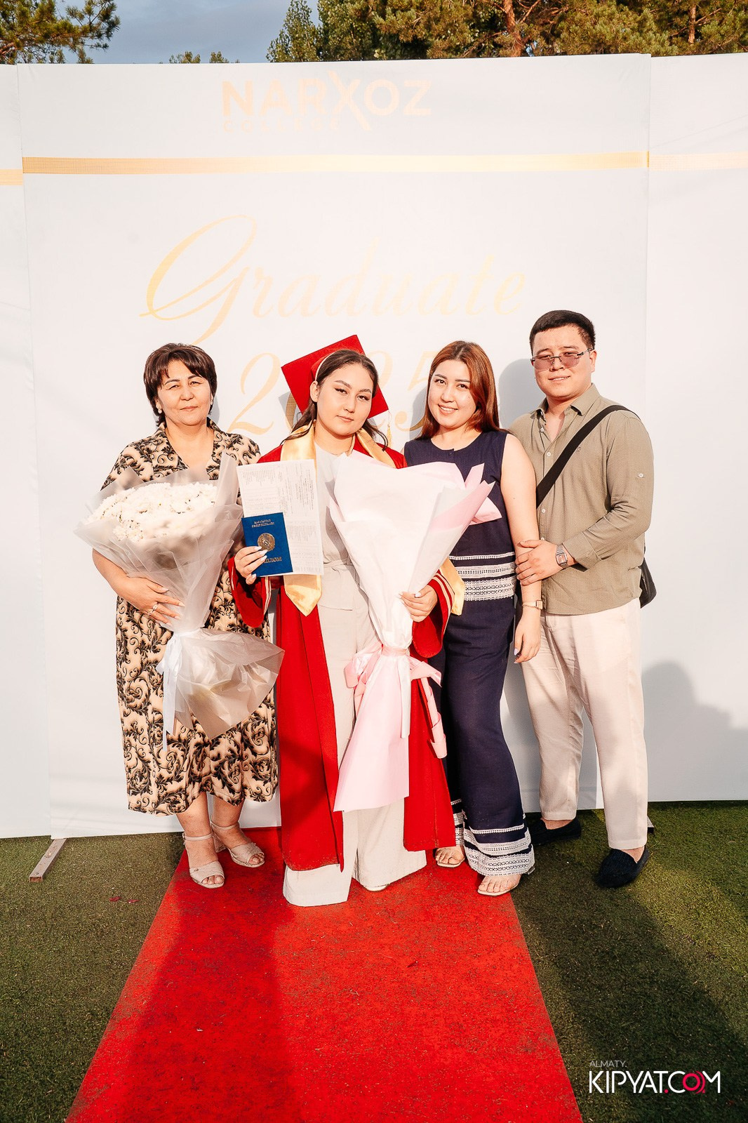 ВРУЧЕНИЕ ДИПЛОМОВ — НАРХОЗ КОЛЛЕДЖ. Part 1. КИПЯТКОМ АЛМАТЫ!