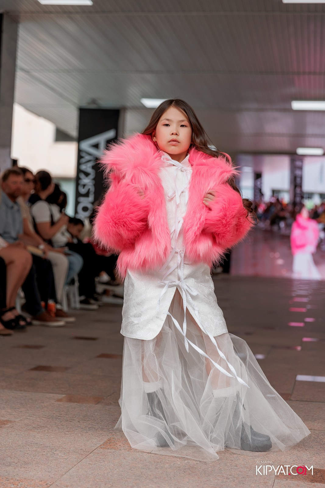 JUNIOR FASHION SHOW. КИПЯТКОМ АЛМАТЫ!