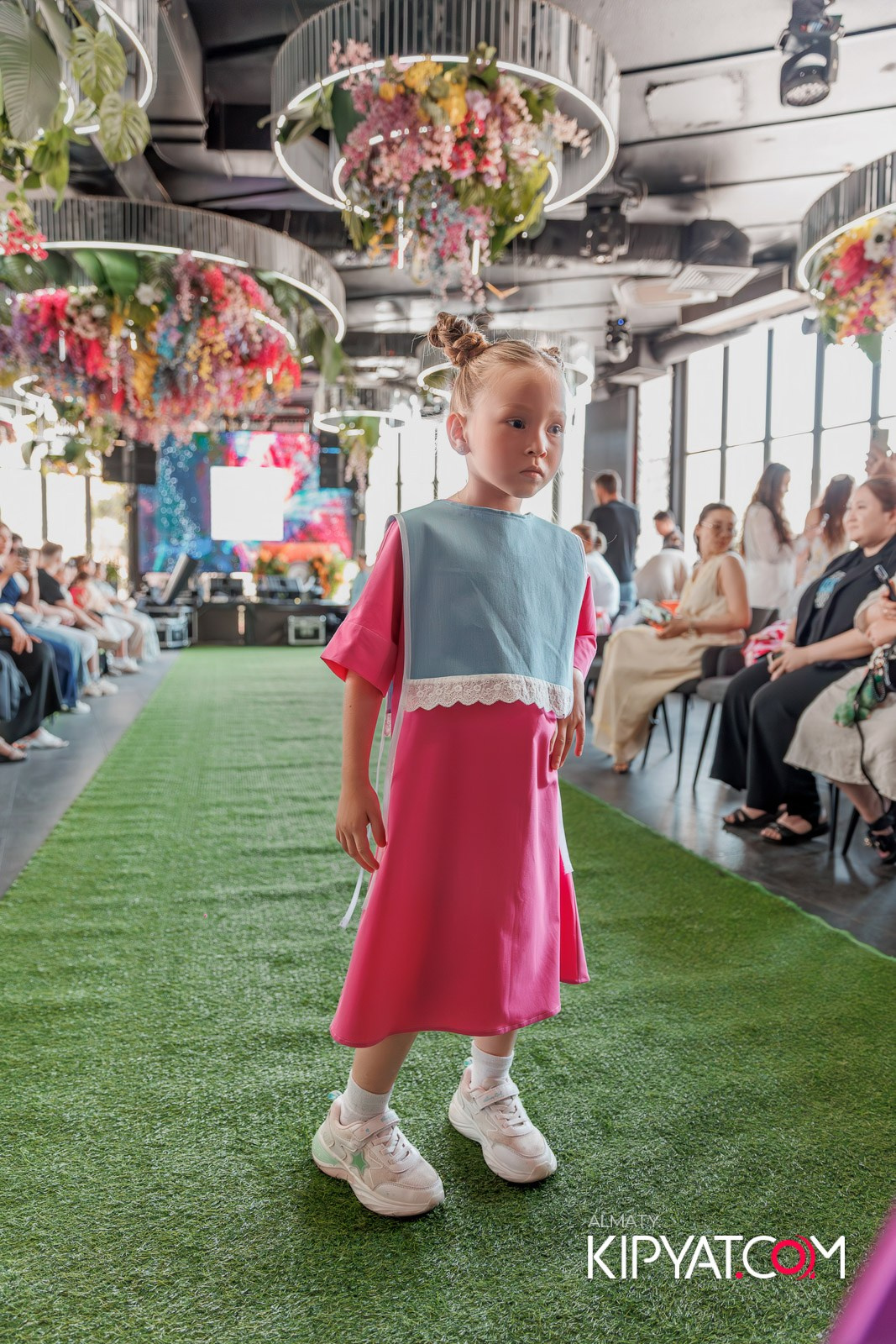 PROM KIDS FASHION SHOW. КИПЯТКОМ АЛМАТЫ!