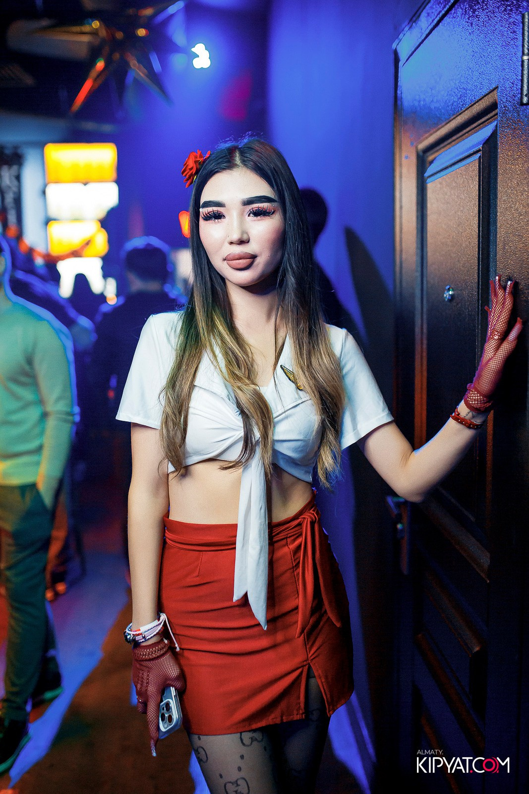 UYAT EMES BAR. КИПЯТКОМ АЛМАТЫ!