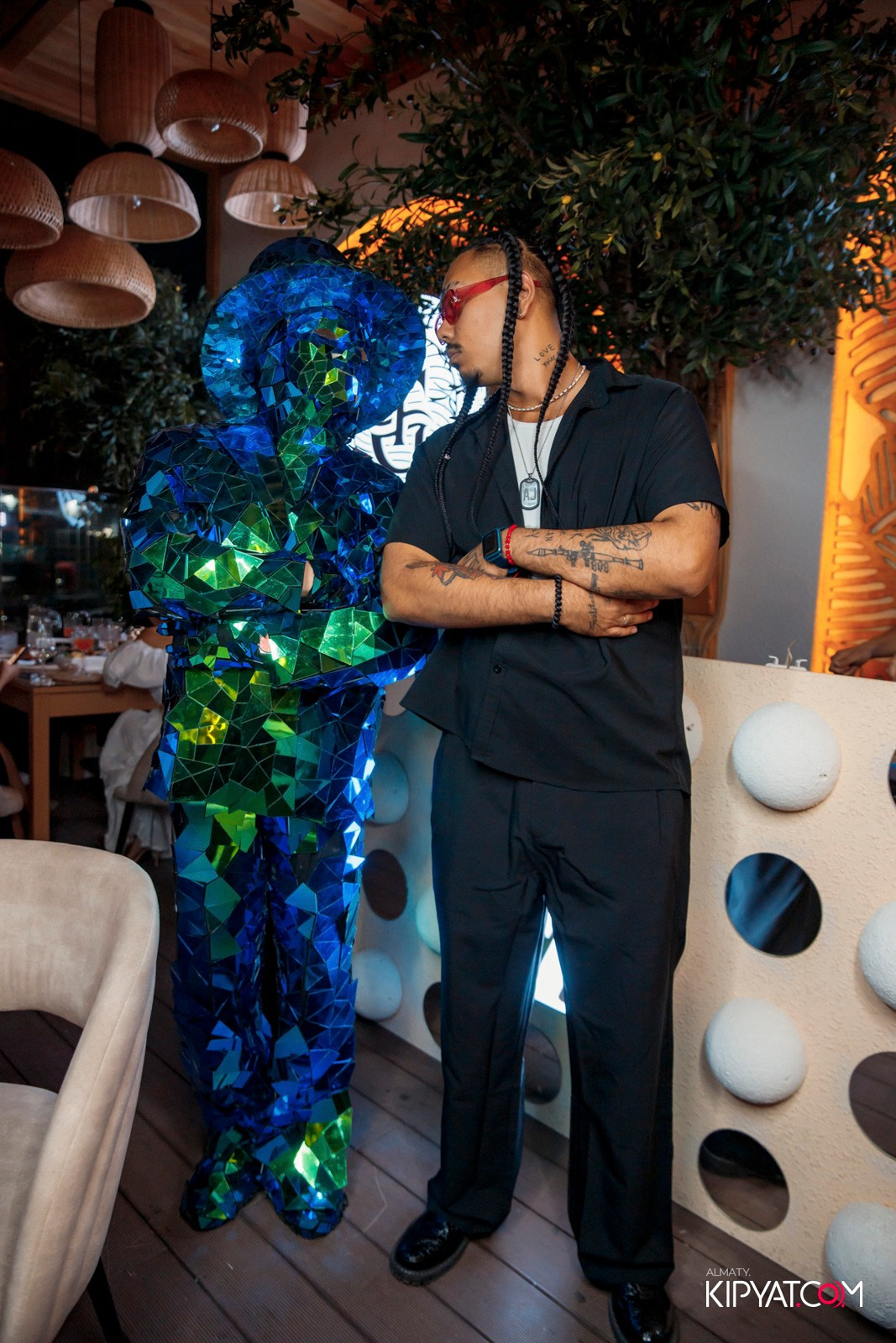 MOOD BAR & TERRACE. КИПЯТКОМ АЛМАТЫ!