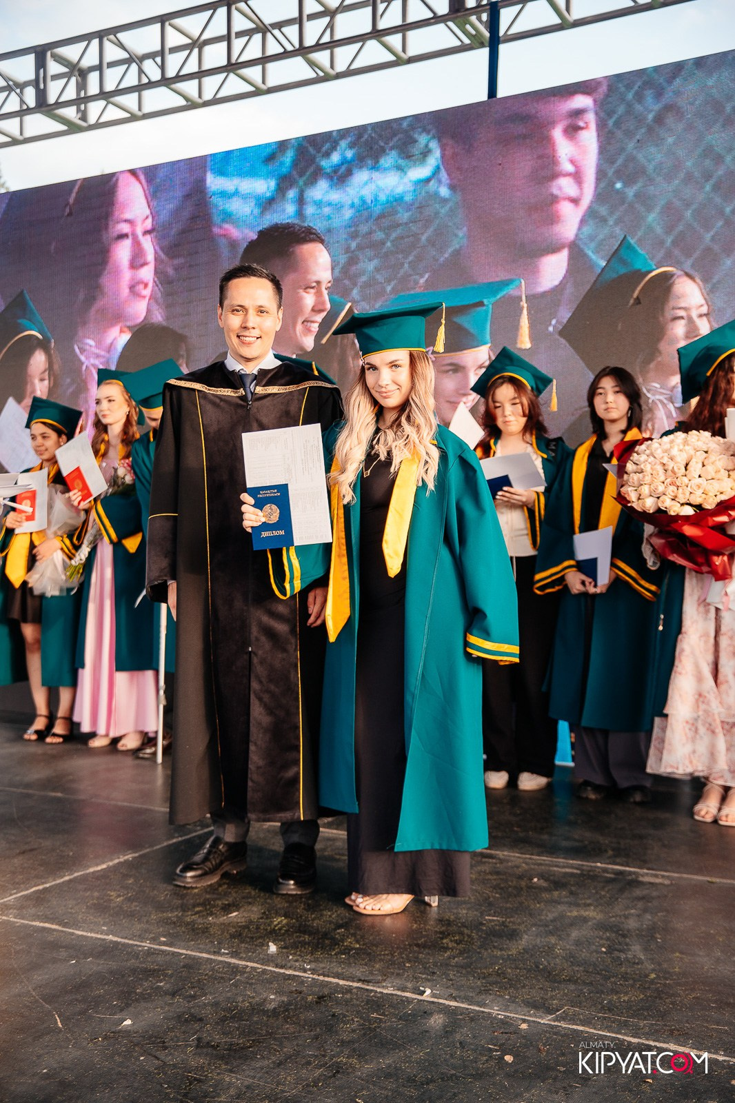 ВРУЧЕНИЕ ДИПЛОМОВ — НАРХОЗ КОЛЛЕДЖ. Part 4. КИПЯТКОМ АЛМАТЫ!