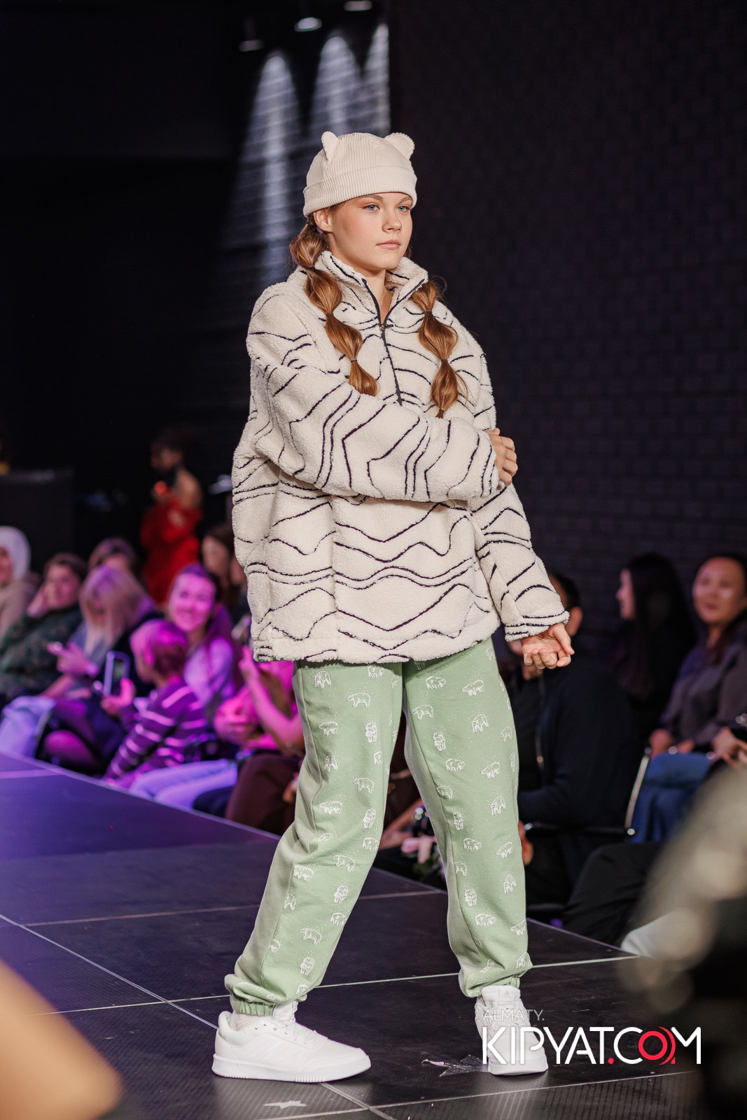 JUNIOR MODELS SHOW В РАМКАХ БЛАГОТВОРИТЕЛЬНОГО ПРОЕКТА МОДА ЗА СЧАСТЬЕ ДЕТЕЙ. КИПЯТКОМ АЛМАТЫ!