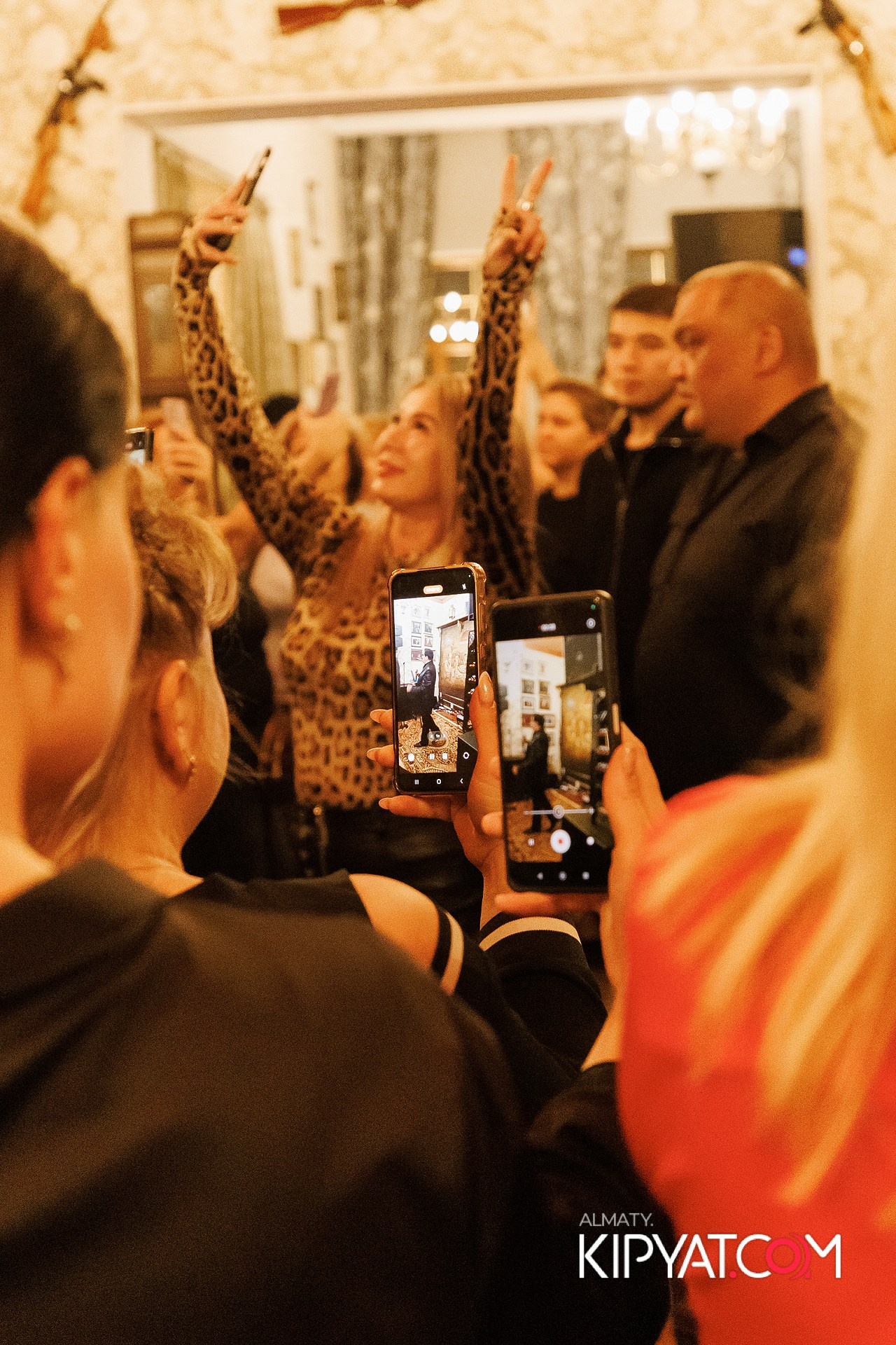 РЕСТОРАН «МАРЬИНА РОЩА». КИПЯТКОМ АЛМАТЫ!