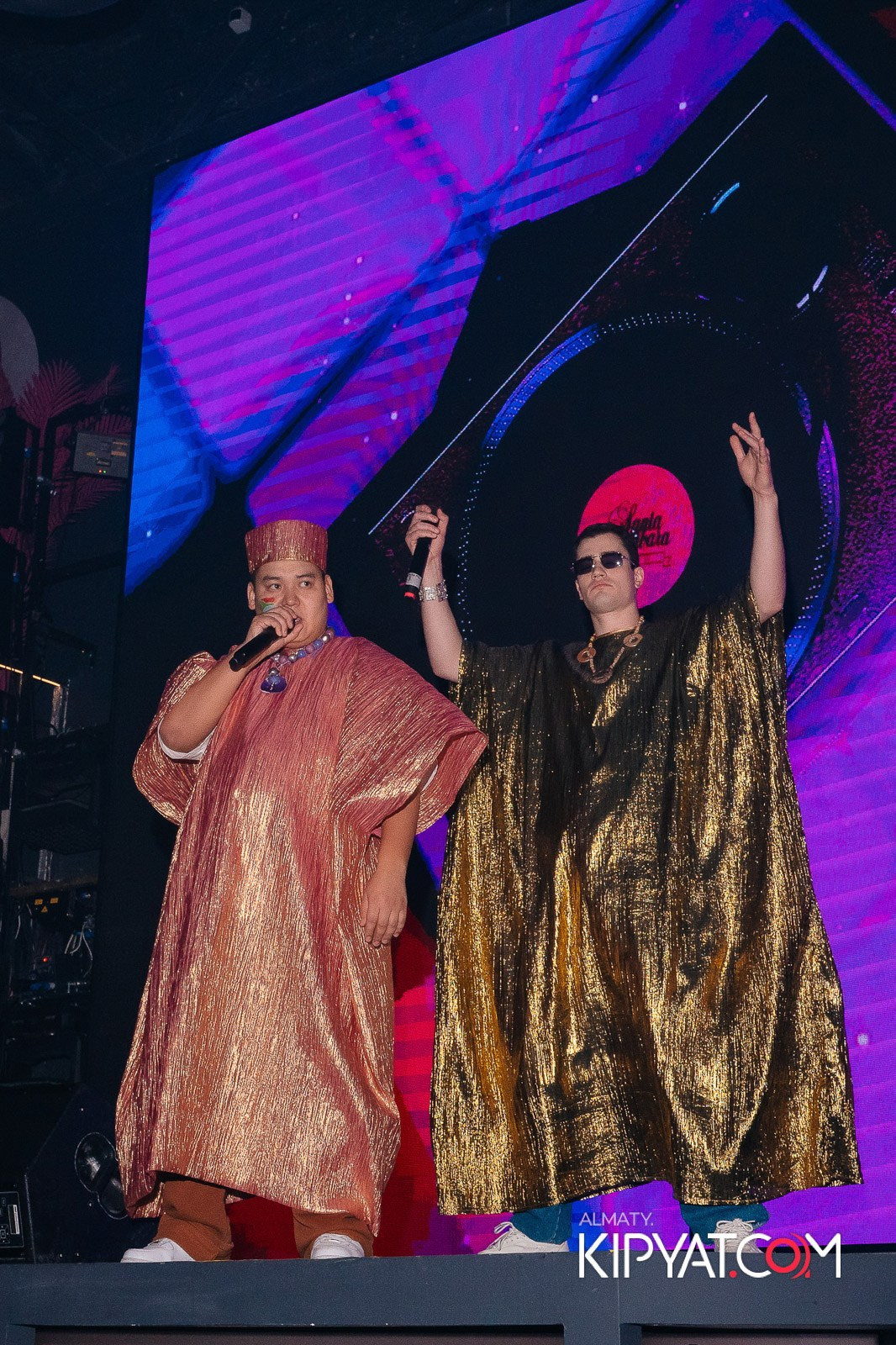 SANTA BARBARA — ВЫСТУПЛЕНИЕ LIZWI. КИПЯТКОМ АЛМАТЫ!