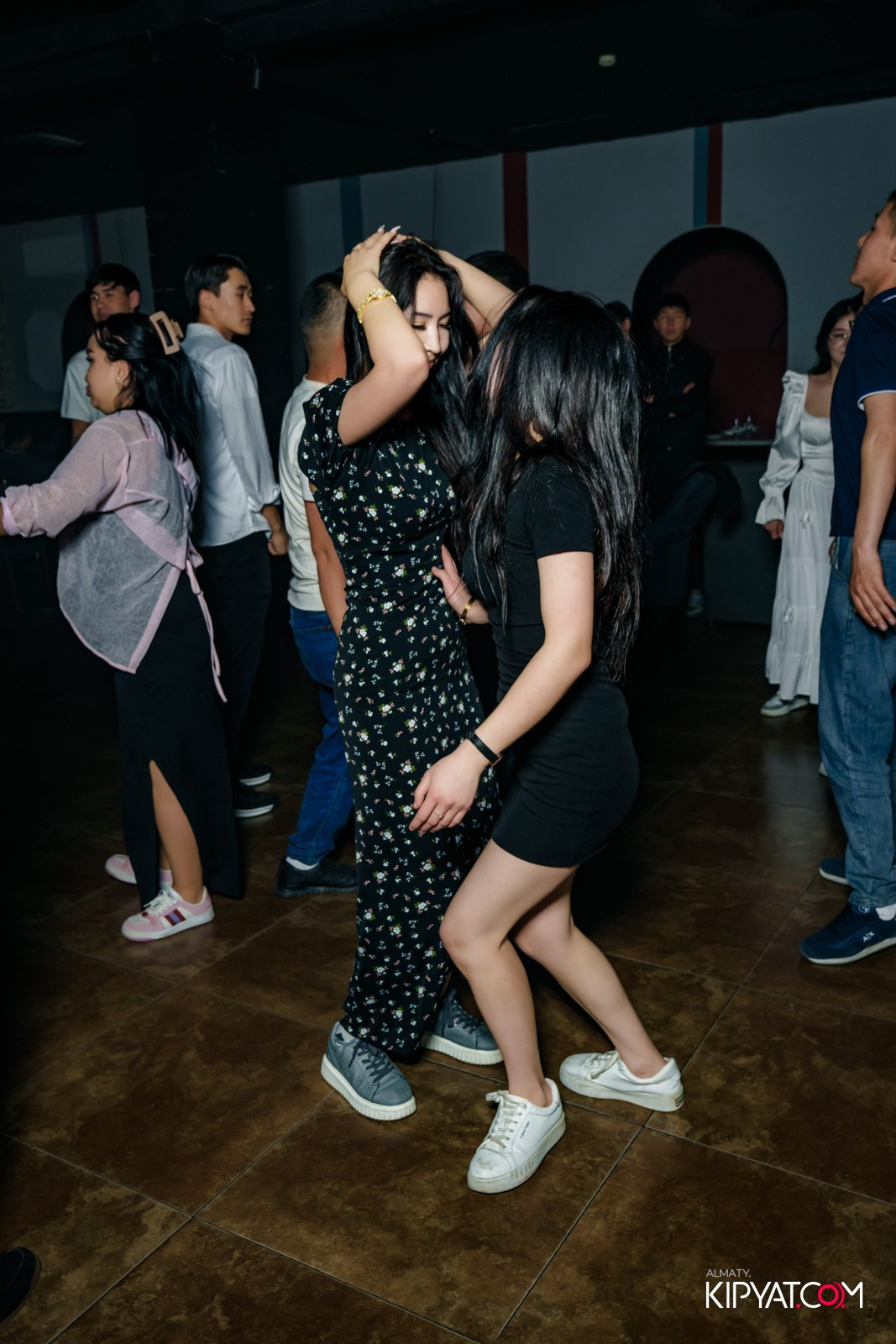 ARAGOSTA. КИПЯТКОМ АЛМАТЫ!