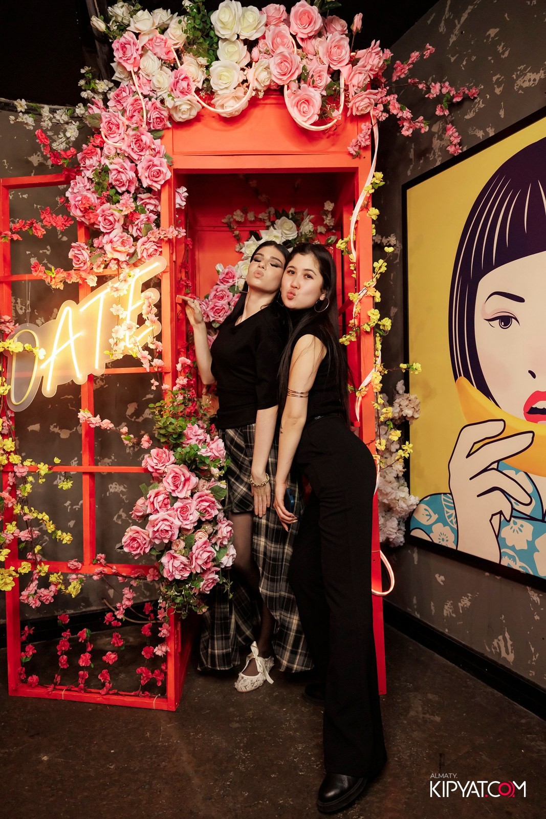 МУЗЫКАЛЬНОЕ ЛОТО В HIT RETRO. КИПЯТКОМ АЛМАТЫ! Фотосъемка мероприятий в Алматы