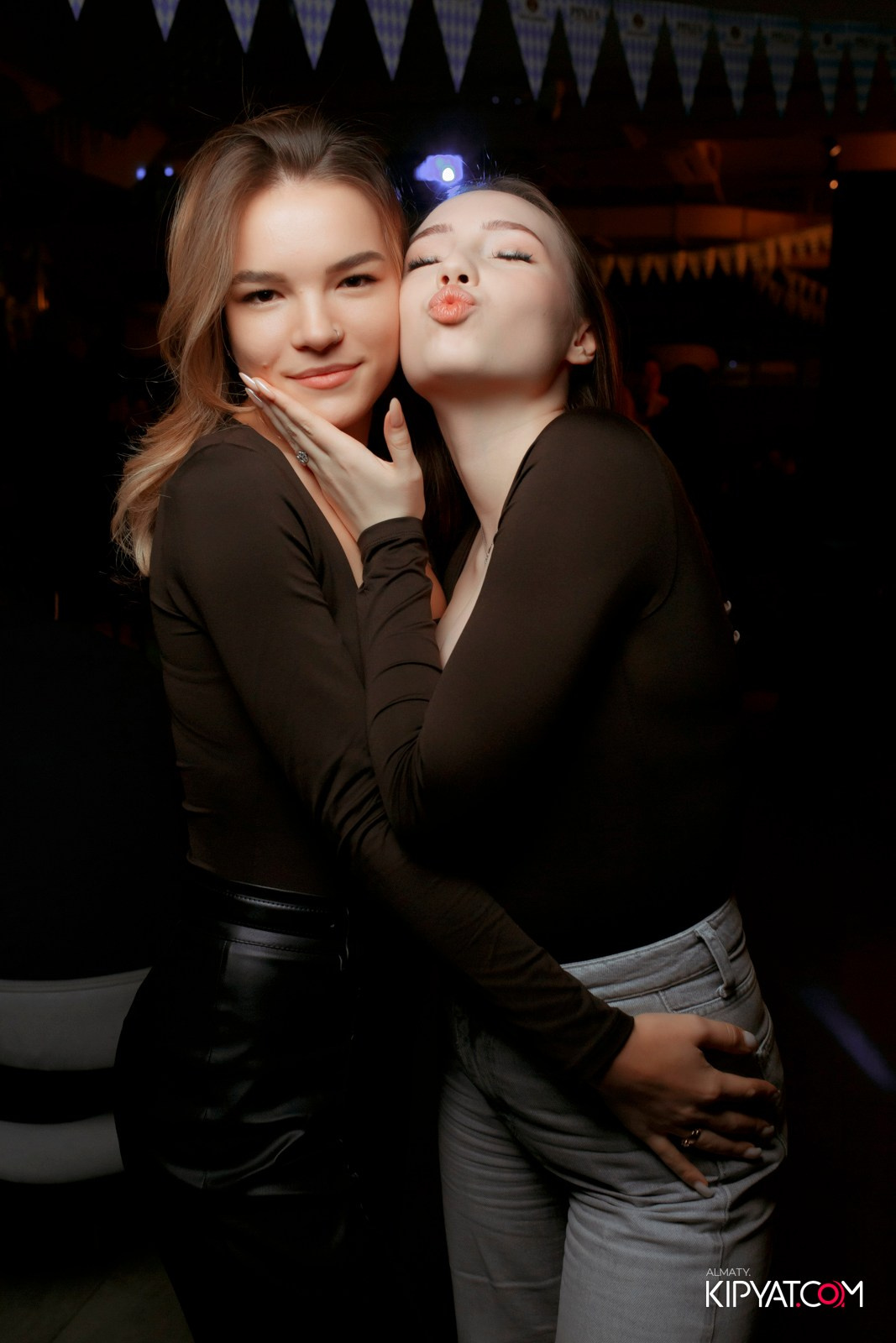 OKTOBERFEST -ПИНТА НА СЕЙФУЛЛИНА. КИПЯТКОМ АЛМАТЫ!