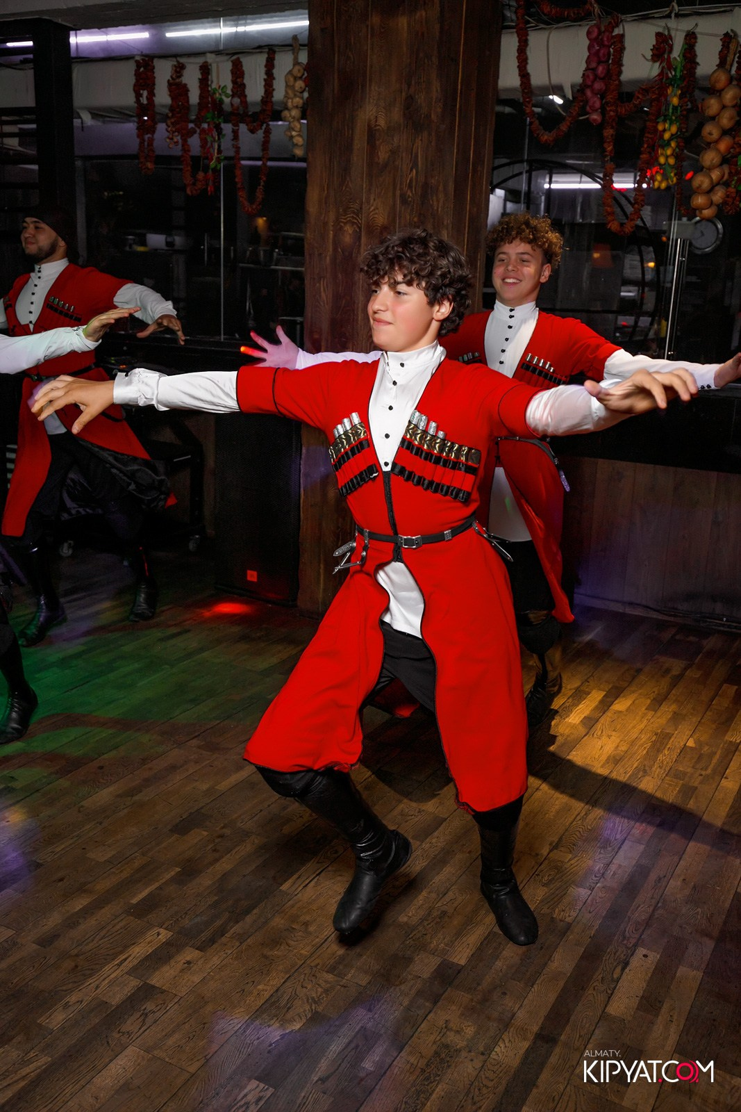 ВАХТАНГУРИ. КИПЯТКОМ АЛМАТЫ!