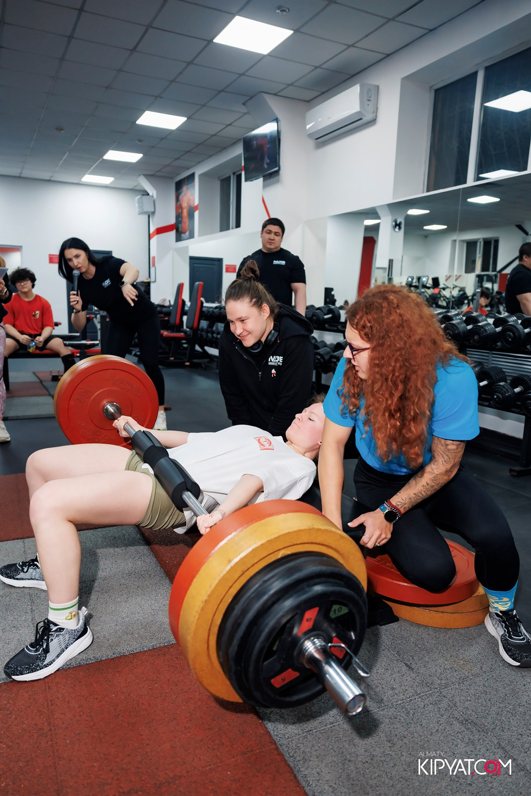 ДЕНЬ РОЖДЕНИЯ ТРЕНАЖЕРНОГО ЗАЛА MIND OF BODY. КИПЯТКОМ АЛМАТЫ! Фотосъемка мероприятий в Алматы