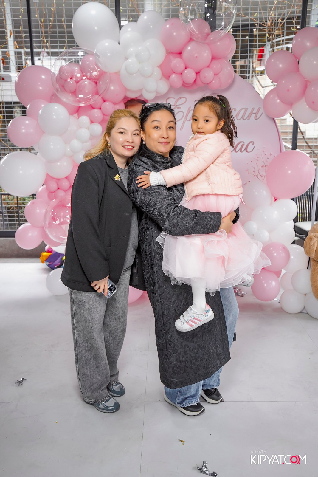 ЕРКЕЖАН 5 ЛЕТ. КИПЯТКОМ АЛМАТЫ! Фотосъемка мероприятий в Алматы