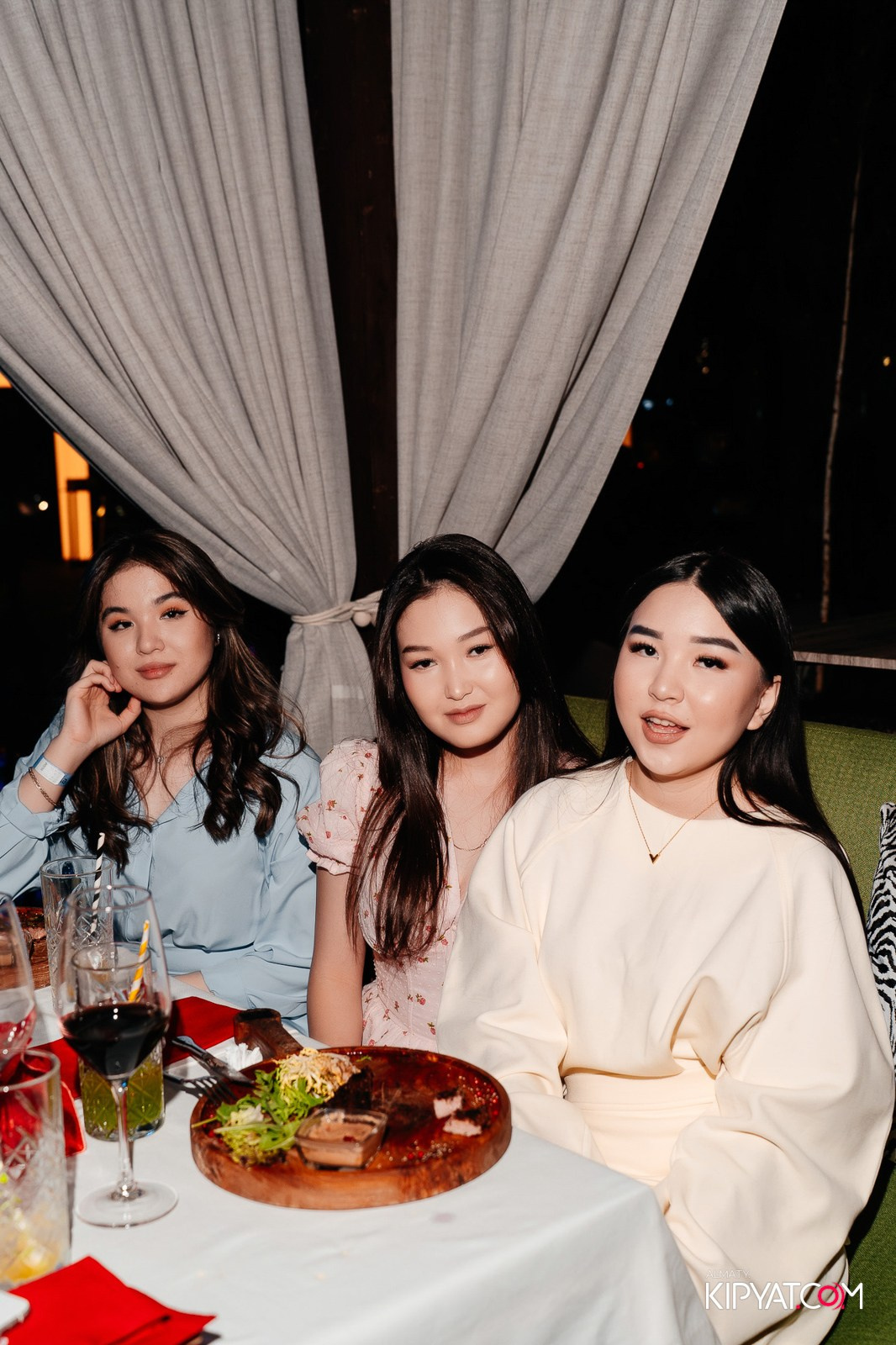 EVENT BAR. КИПЯТКОМ АЛМАТЫ!