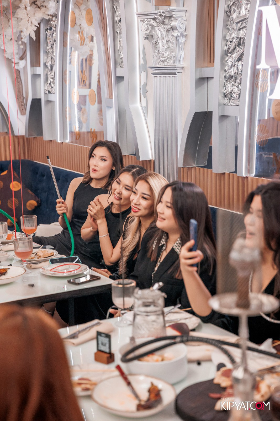 MOOD KARAOKE & TERRACE. КИПЯТКОМ АЛМАТЫ!