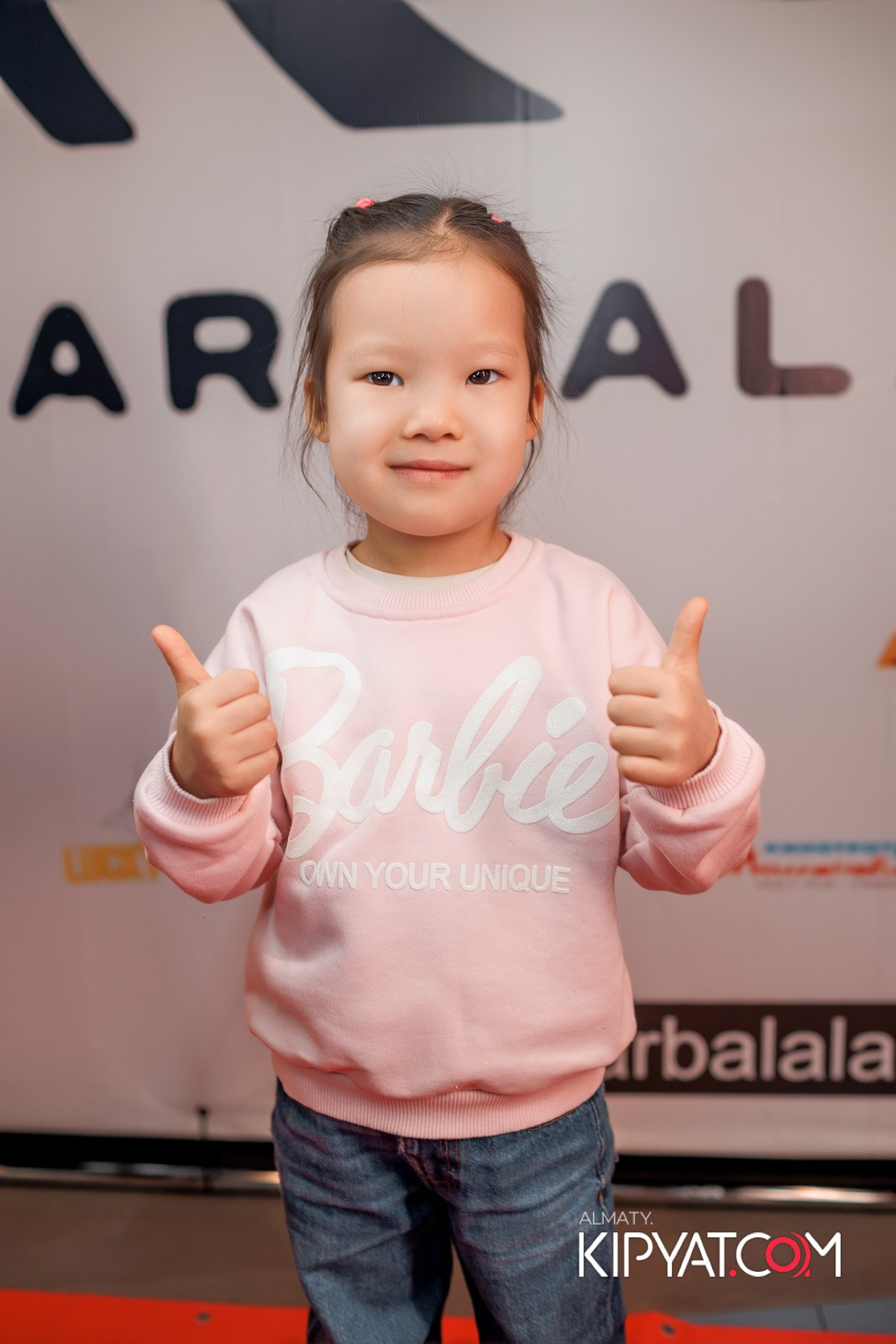 ПРЕЗЕНТАЦИЯ 8 ГРУППЫ КИНОПРОЕКТА «STARBALALAR». КИПЯТКОМ АЛМАТЫ!