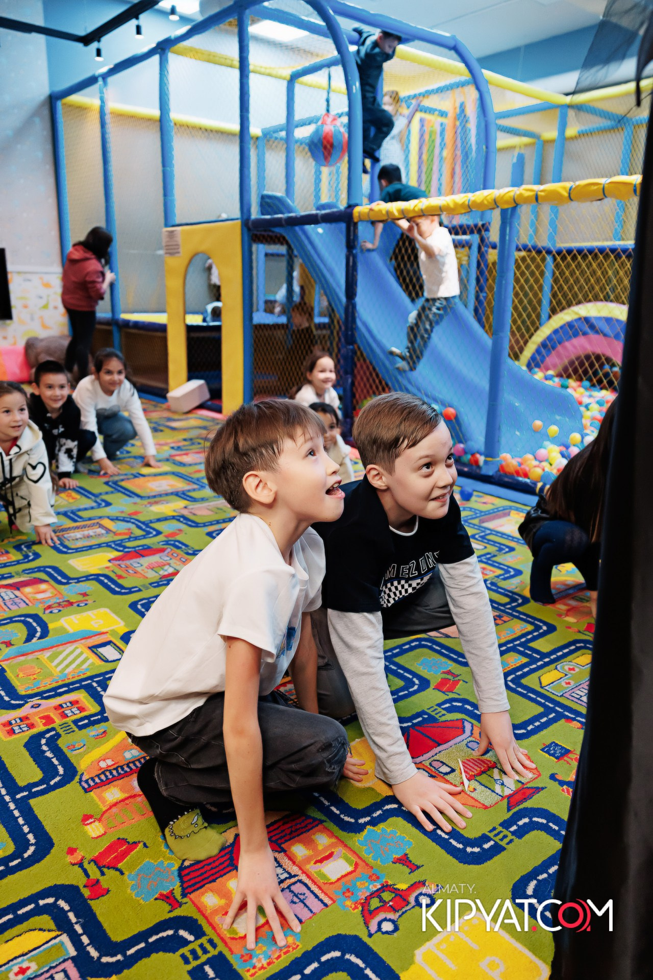 ДЕТСКИЙ ХЭЛЛОУИН KINDER BOOM. КИПЯТКОМ АЛМАТЫ! Фотосъемка мероприятий в Алматы