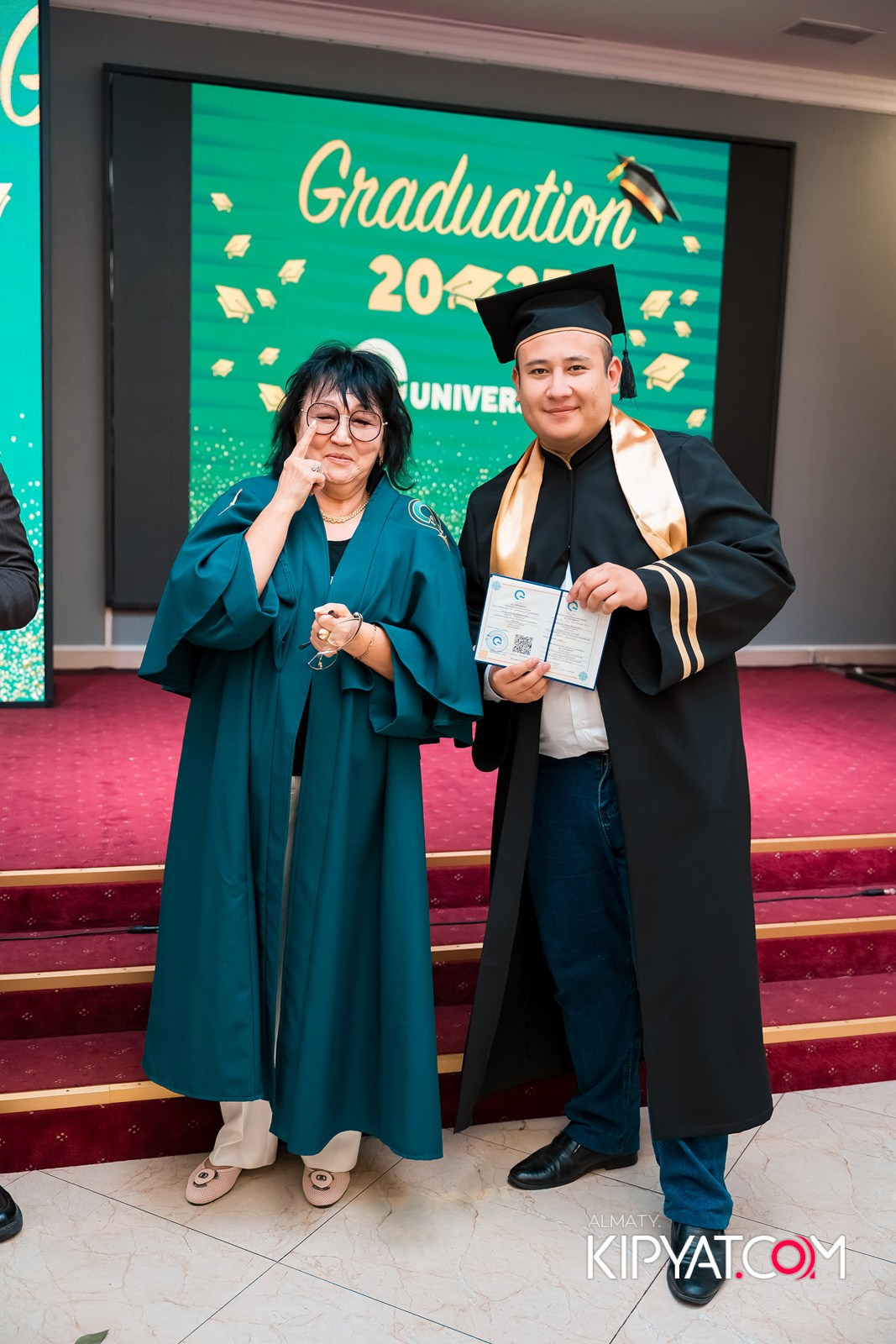 GRADUATION 2025 Q UNIVERSITY. КИПЯТКОМ АЛМАТЫ!