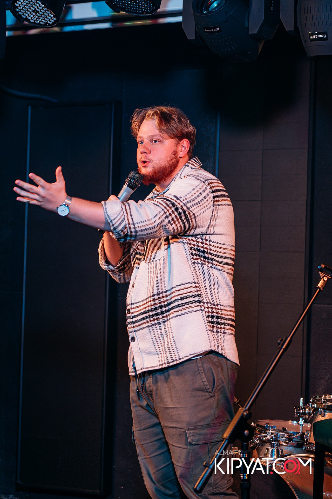 СОЛЬНЫЙ STAND UP КОНЦЕРТ АЛЕКСАНДРА МЕРКУЛЯ. КИПЯТКОМ АЛМАТЫ!