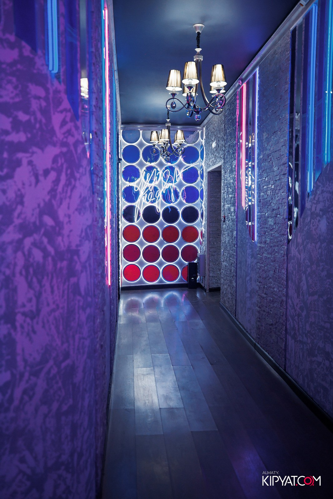 УХО И МЕДВЕДЬ НА ГАГАРИНА. КИПЯТКОМ АЛМАТЫ! Фотосъемка мероприятий в Алматы