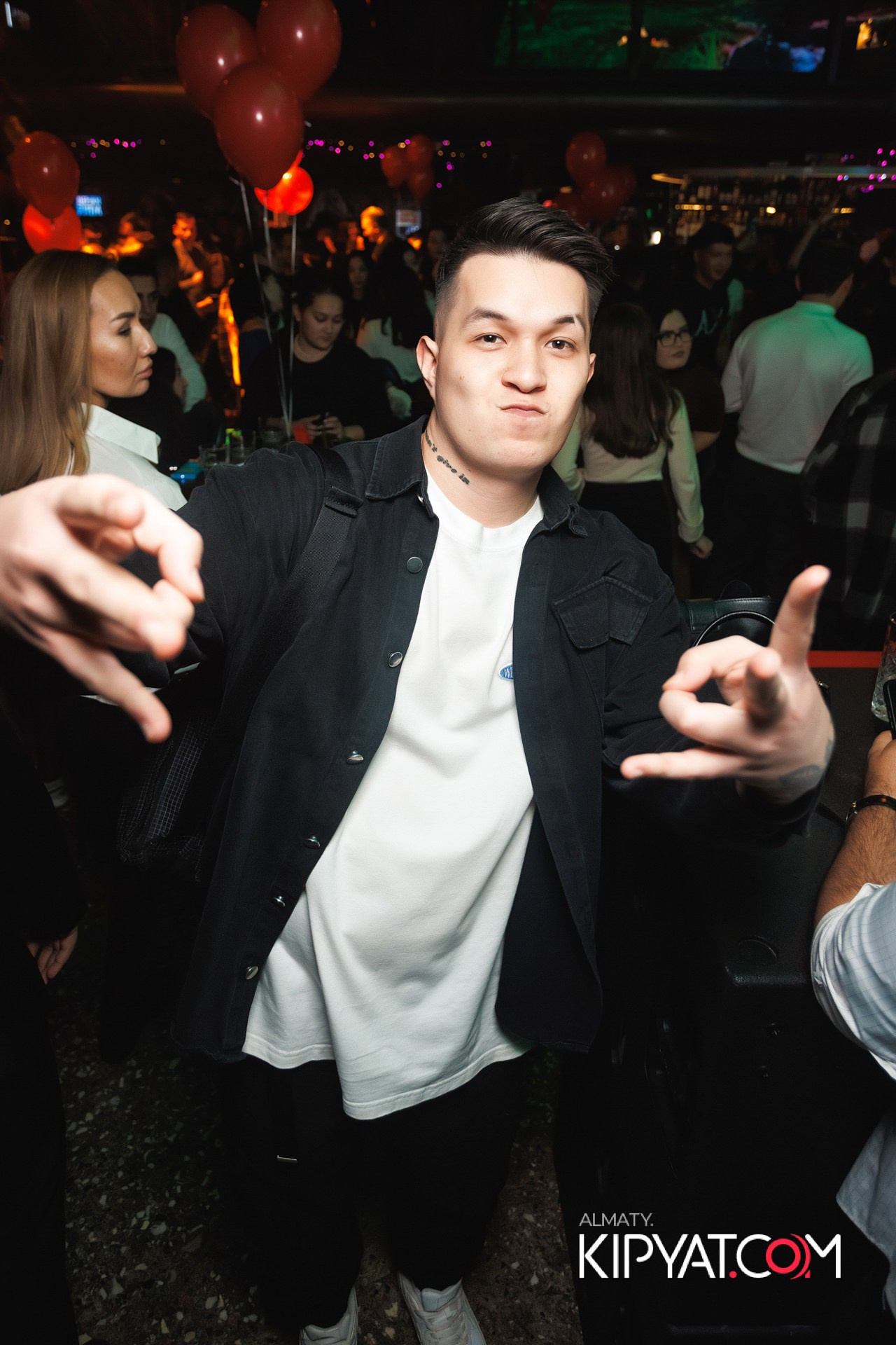 BlaBlaBar. КИПЯТКОМ АЛМАТЫ!