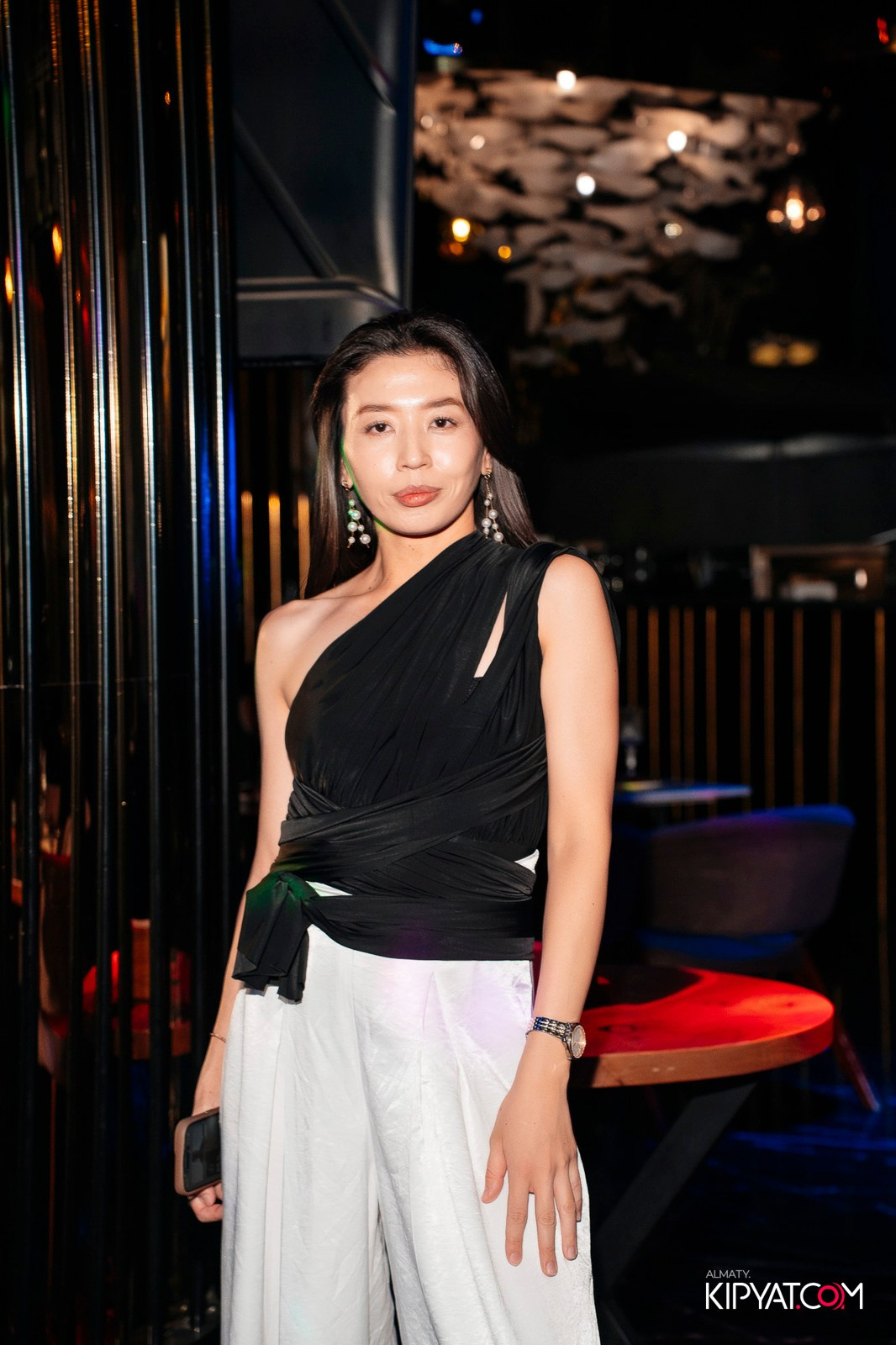 MOOD KARAOKE & TERRACE. КИПЯТКОМ АЛМАТЫ!