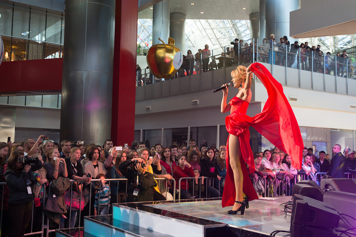 Открытие Kunzevo Plaza. Юлия Розанова, коммерческий фоторепортаж в Москве