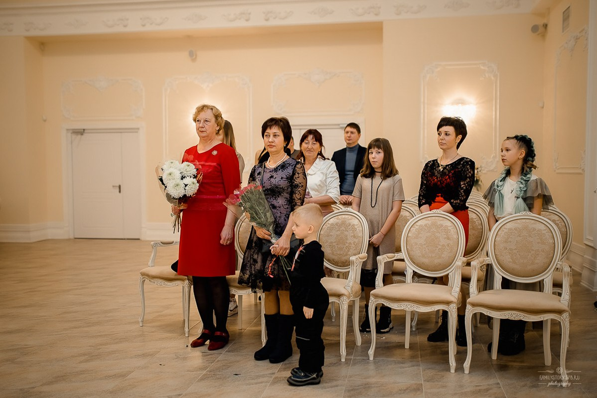 Свадебная фотосессия в интерьере: уют, фактура и свет как у старых мастеров. Свадебный фотограф — Санкт-Петербург (СПб) Питер