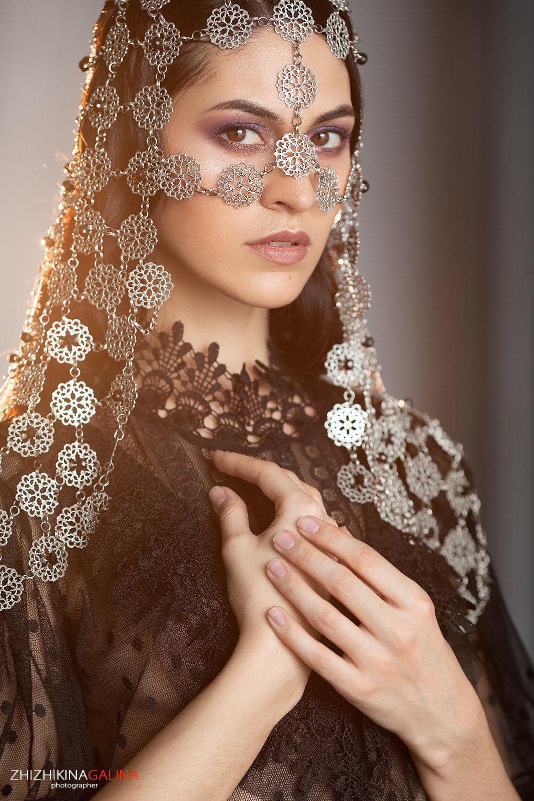 женский фотограф, портретная фотосессия, женский портрет, студийная фотосессия, фотосессия в студии, портретный фотограф, фотограф в москве, фотограф москва, портретная фотография, фотопортрет, студийный фотограф, жижикина галина