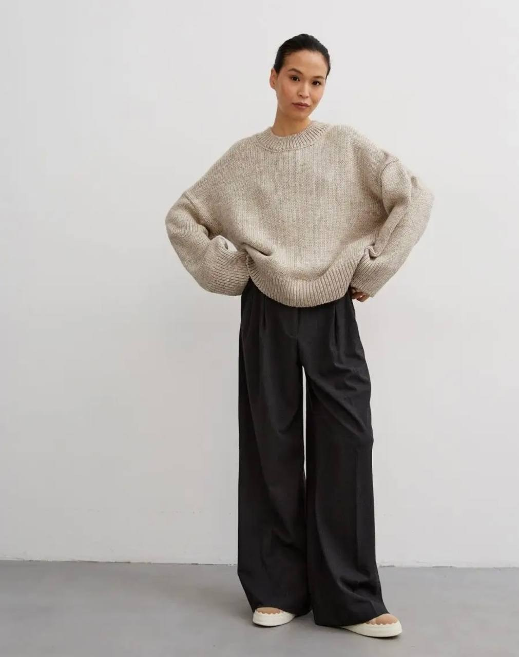 Для девушек брюки и кофты. Фотограф Александра Сыщенко